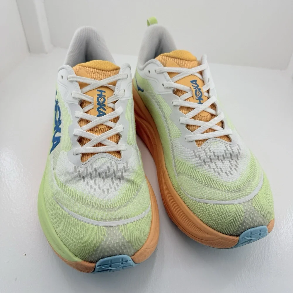 Hoka One One hoka skyflow